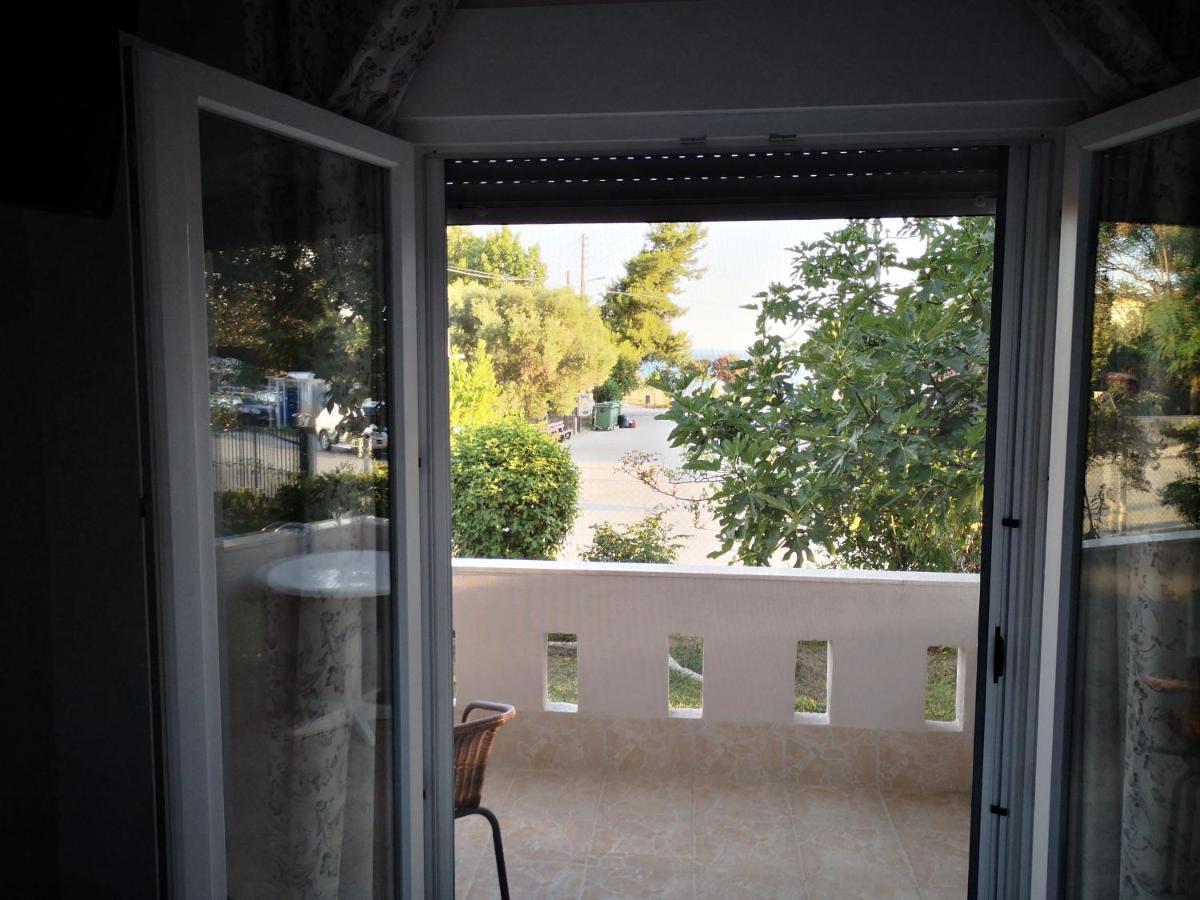 Appartement Irina Haus à Gerakini Extérieur photo