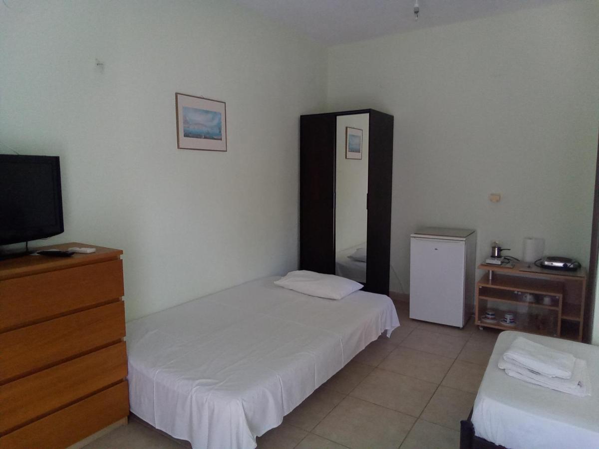 Appartement Irina Haus à Gerakini Extérieur photo